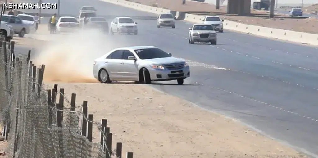 عقوبات الحكومات العربية للتفحيط بالسيارات في الشوارع عقوبات الحكومات العربية للتفحيط بالسيارات في الشوارع